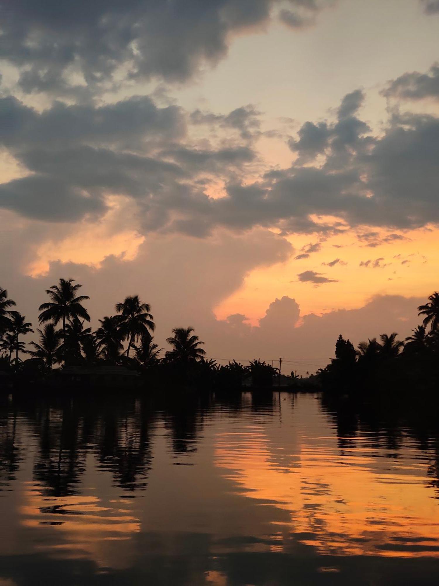 Jeehaa Homestay Alappuzha Exterior foto